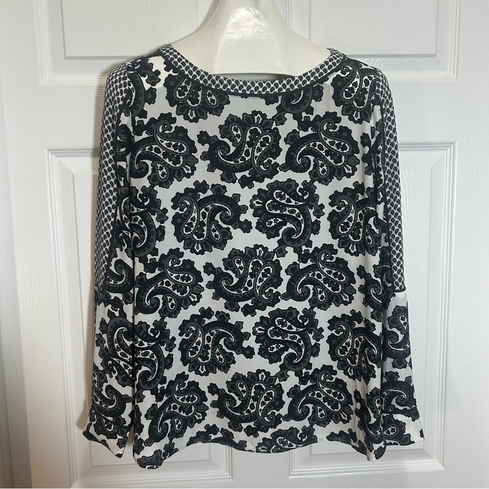 LOFT Black and White Paisley Long Sleeve Top